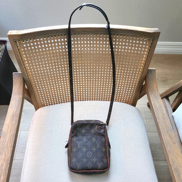 Authentic Louis Vuitton monogram danube - Picture 1 of 12